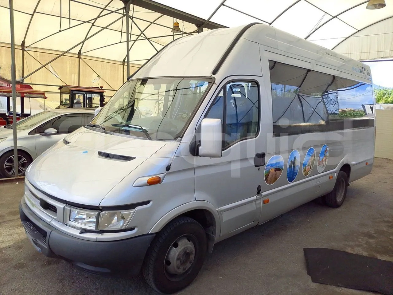 Iveco Daily - Μικρό λεωφορείο, Επιβατικό βαν: φωτογραφία 4 Iveco Daily - Μικρό λεωφορείο, Επιβατικό βαν: φωτογραφία 4