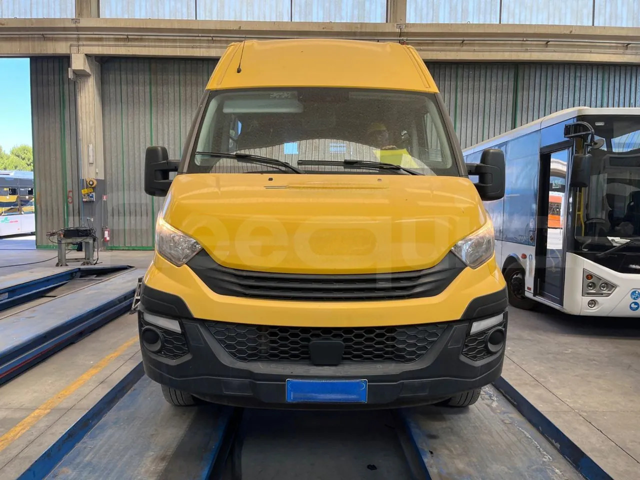 Iveco Daily - Σχολικό λεωφορείο: φωτογραφία 2 Iveco Daily - Σχολικό λεωφορείο: φωτογραφία 2