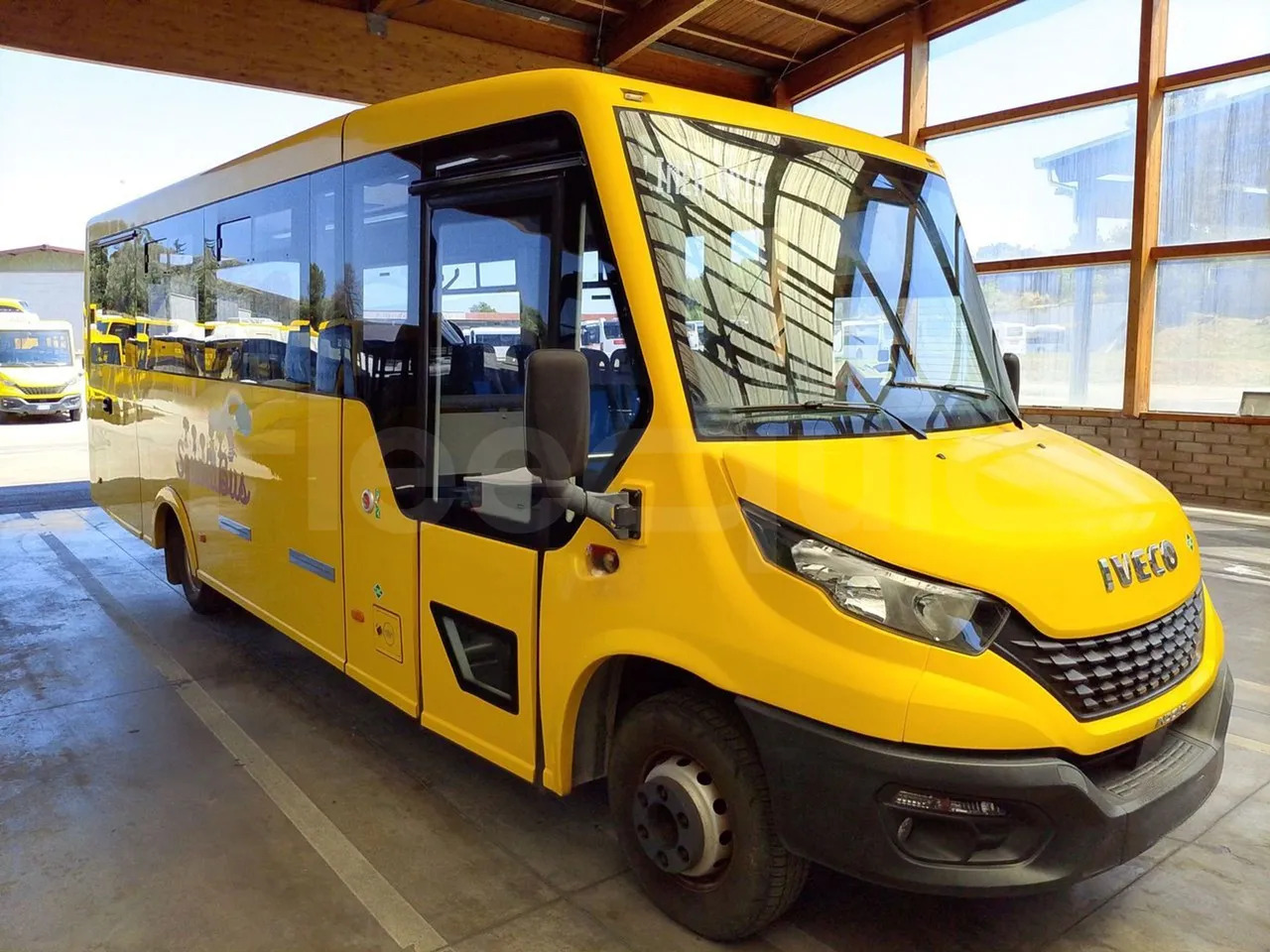 Iveco Indcar - Σχολικό λεωφορείο: φωτογραφία 1 Iveco Indcar - Σχολικό λεωφορείο: φωτογραφία 1