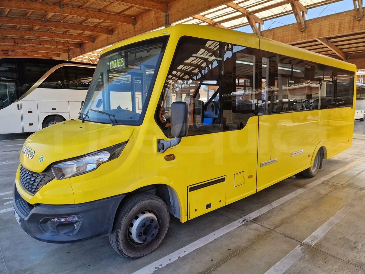 Iveco Indcar - Σχολικό λεωφορείο: φωτογραφία 3 Iveco Indcar - Σχολικό λεωφορείο: φωτογραφία 3