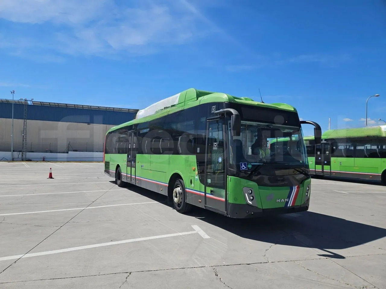 Man Castrosua - Προαστιακό λεωφορείο: φωτογραφία 1 Man Castrosua - Προαστιακό λεωφορείο: φωτογραφία 1