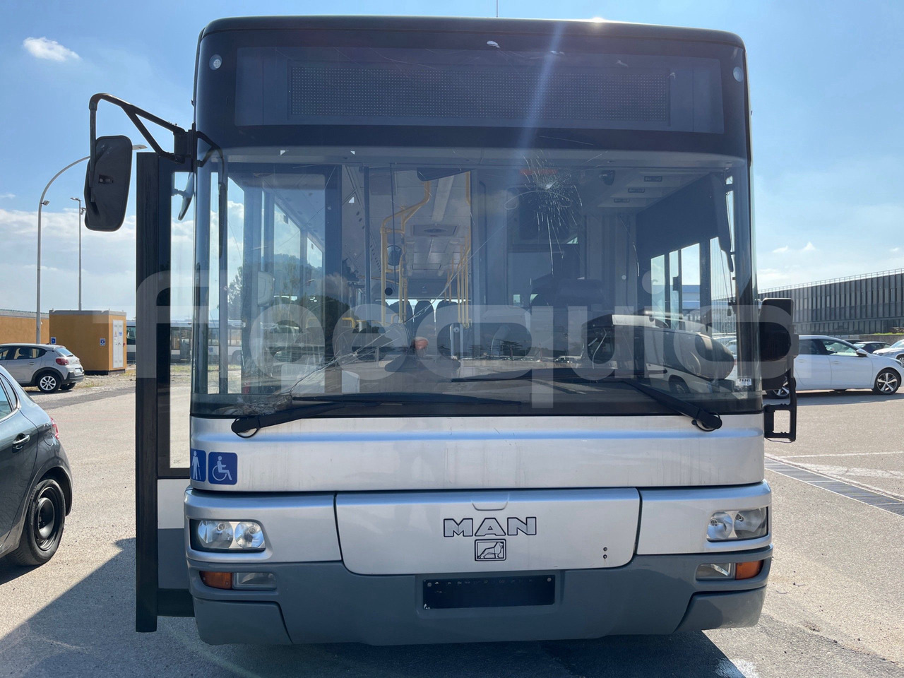 Man Lion's Classic - Προαστιακό λεωφορείο: φωτογραφία 2 Man Lion's Classic - Προαστιακό λεωφορείο: φωτογραφία 2