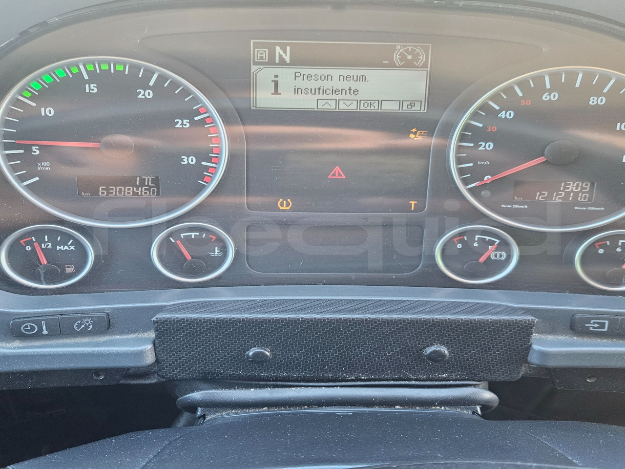 Man Noge - Πούλμαν: φωτογραφία 3 Man Noge - Πούλμαν: φωτογραφία 3