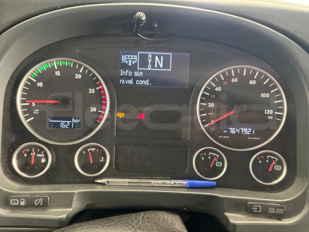 Man Ratio - Πούλμαν: φωτογραφία 3 Man Ratio - Πούλμαν: φωτογραφία 3