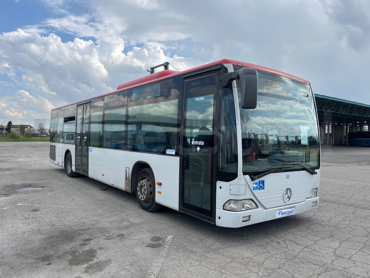 Mercedes-Benz Citaro - Προαστιακό λεωφορείο: φωτογραφία 1 Mercedes-Benz Citaro - Προαστιακό λεωφορείο: φωτογραφία 1
