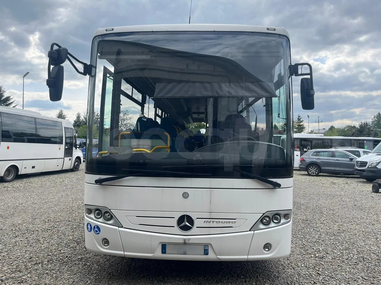 Mercedes-Benz Intouro - Προαστιακό λεωφορείο: φωτογραφία 1 Mercedes-Benz Intouro - Προαστιακό λεωφορείο: φωτογραφία 1