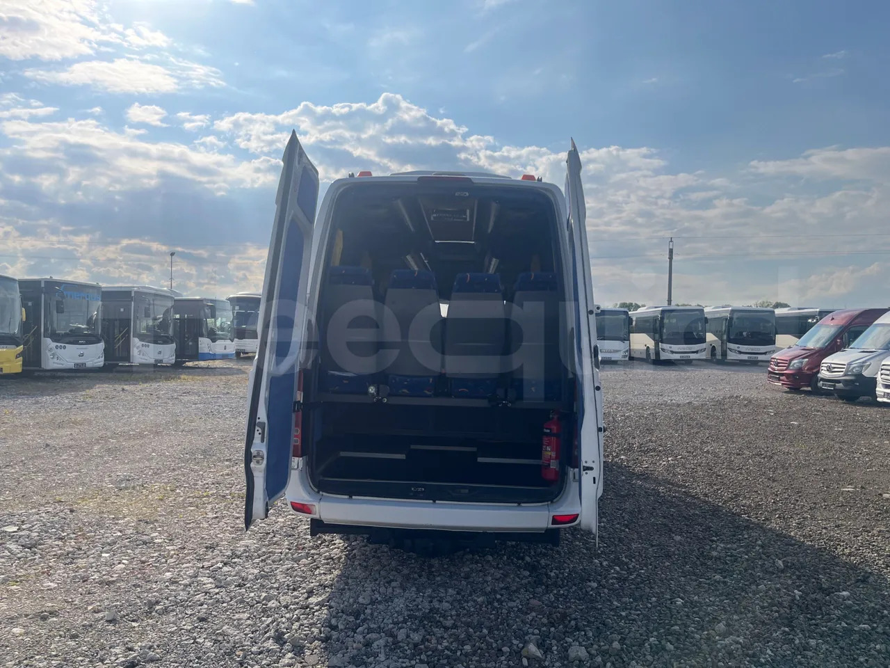 Mercedes-Benz Sprinter - Προαστιακό λεωφορείο: φωτογραφία 4 Mercedes-Benz Sprinter - Προαστιακό λεωφορείο: φωτογραφία 4