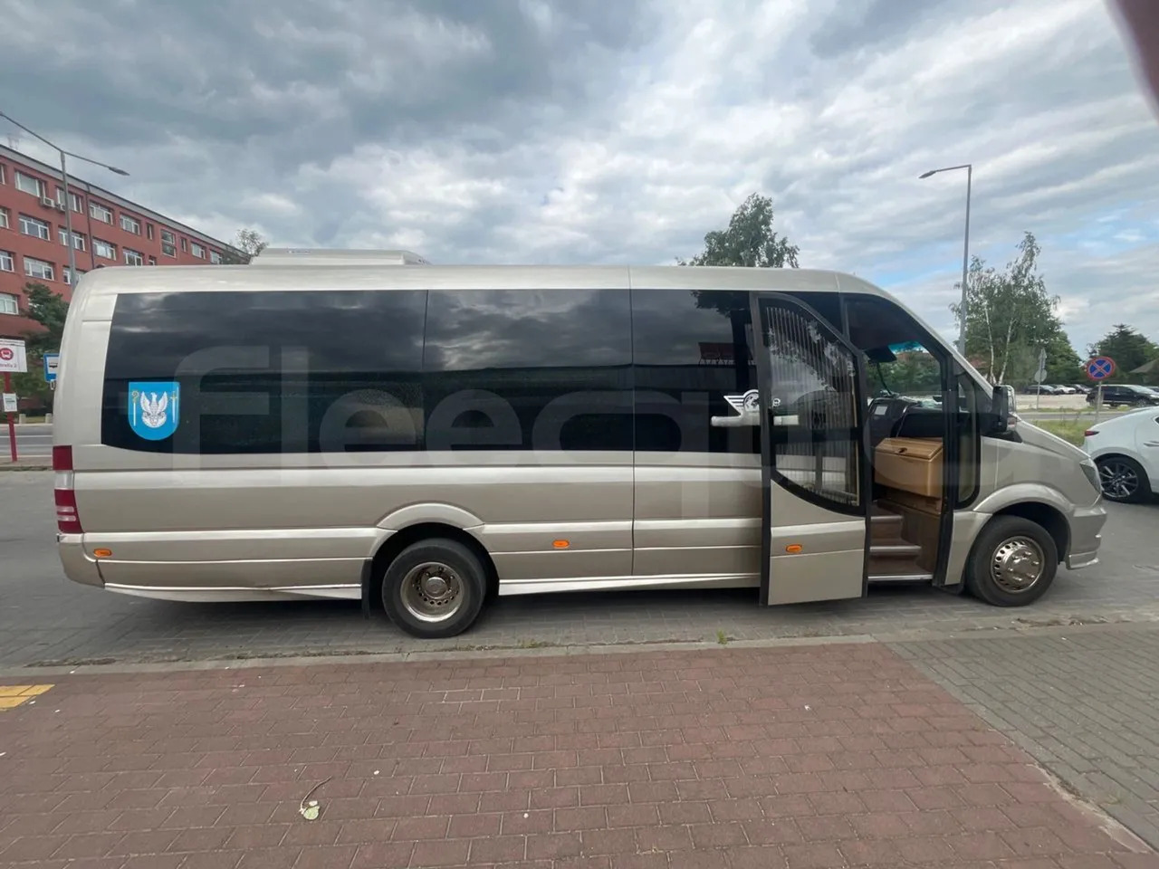 Mercedes-Benz Sprinter - Μικρό λεωφορείο, Επιβατικό βαν: φωτογραφία 4 Mercedes-Benz Sprinter - Μικρό λεωφορείο, Επιβατικό βαν: φωτογραφία 4