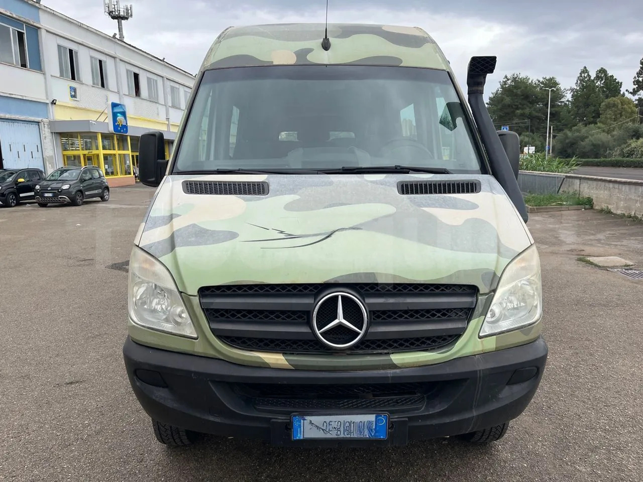 Mercedes-Benz Sprinter - Προαστιακό λεωφορείο: φωτογραφία 2 Mercedes-Benz Sprinter - Προαστιακό λεωφορείο: φωτογραφία 2