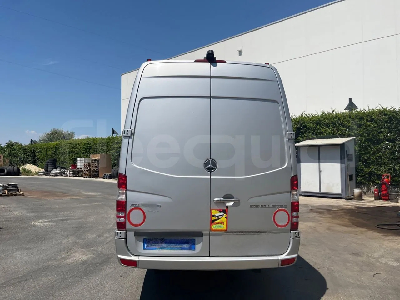 Mercedes-Benz Sprinter - Προαστιακό λεωφορείο: φωτογραφία 5 Mercedes-Benz Sprinter - Προαστιακό λεωφορείο: φωτογραφία 5