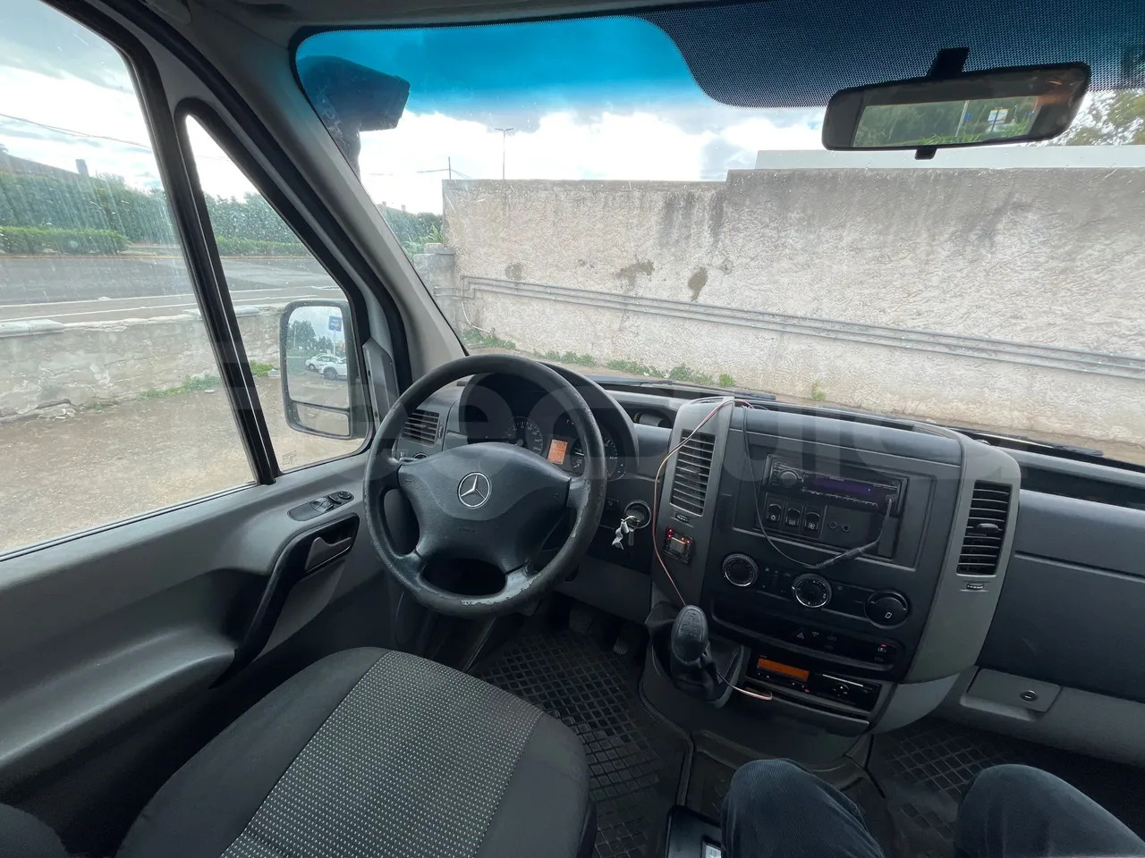 Προαστιακό λεωφορείο Mercedes-Benz Sprinter: φωτογραφία 18 Προαστιακό λεωφορείο Mercedes-Benz Sprinter: φωτογραφία 18