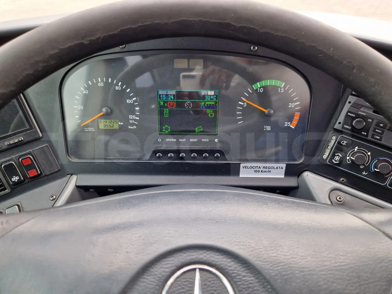 Mercedes-Benz Tourismo - Πούλμαν: φωτογραφία 3 Mercedes-Benz Tourismo - Πούλμαν: φωτογραφία 3