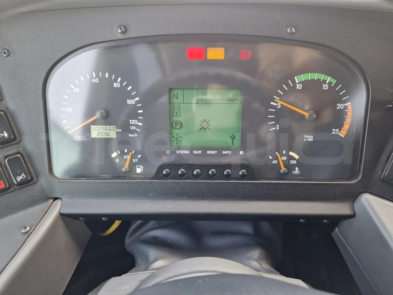 Mercedes-Benz Tourismo - Πούλμαν: φωτογραφία 3 Mercedes-Benz Tourismo - Πούλμαν: φωτογραφία 3