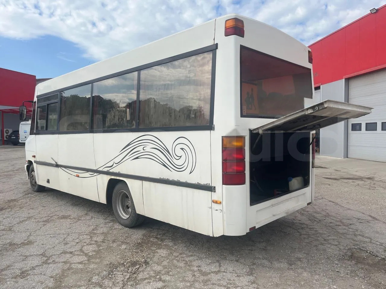 Mercedes-Benz Vario - Προαστιακό λεωφορείο: φωτογραφία 5 Mercedes-Benz Vario - Προαστιακό λεωφορείο: φωτογραφία 5