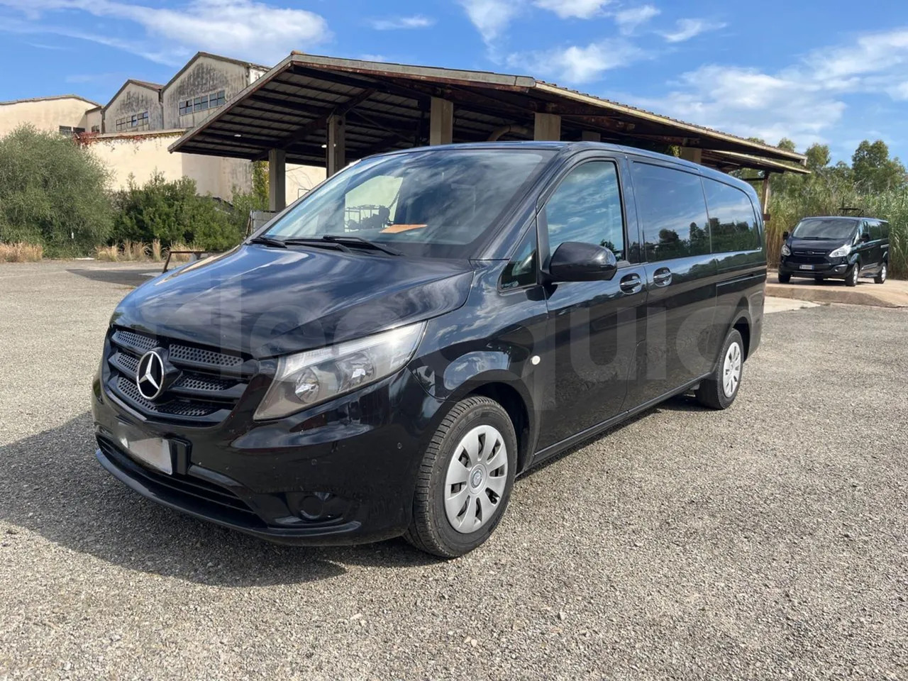 Mercedes-Benz Vito Tourer - Προαστιακό λεωφορείο: φωτογραφία 4 Mercedes-Benz Vito Tourer - Προαστιακό λεωφορείο: φωτογραφία 4