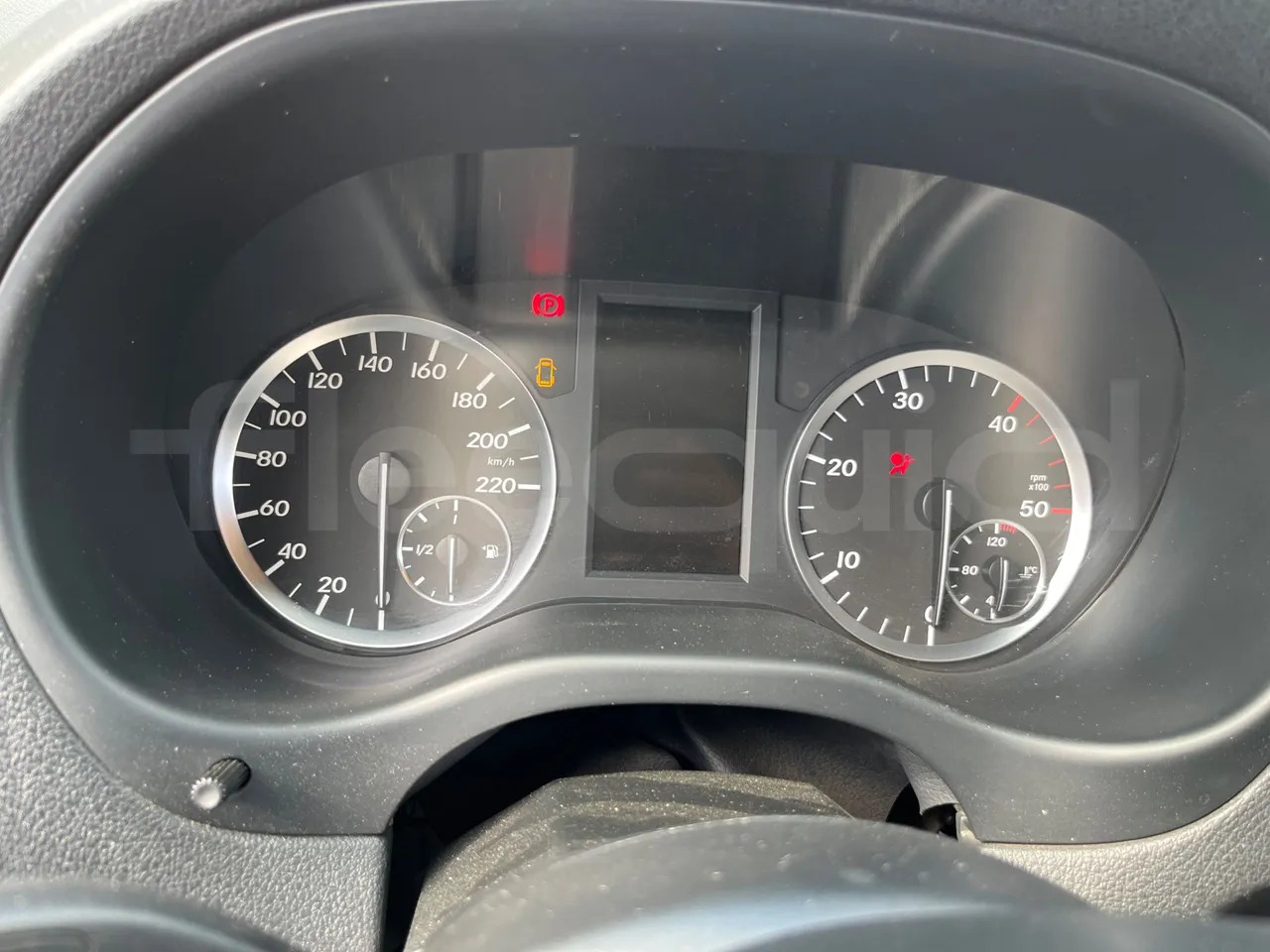 Mercedes-Benz Vito Tourer - Προαστιακό λεωφορείο: φωτογραφία 3 Mercedes-Benz Vito Tourer - Προαστιακό λεωφορείο: φωτογραφία 3