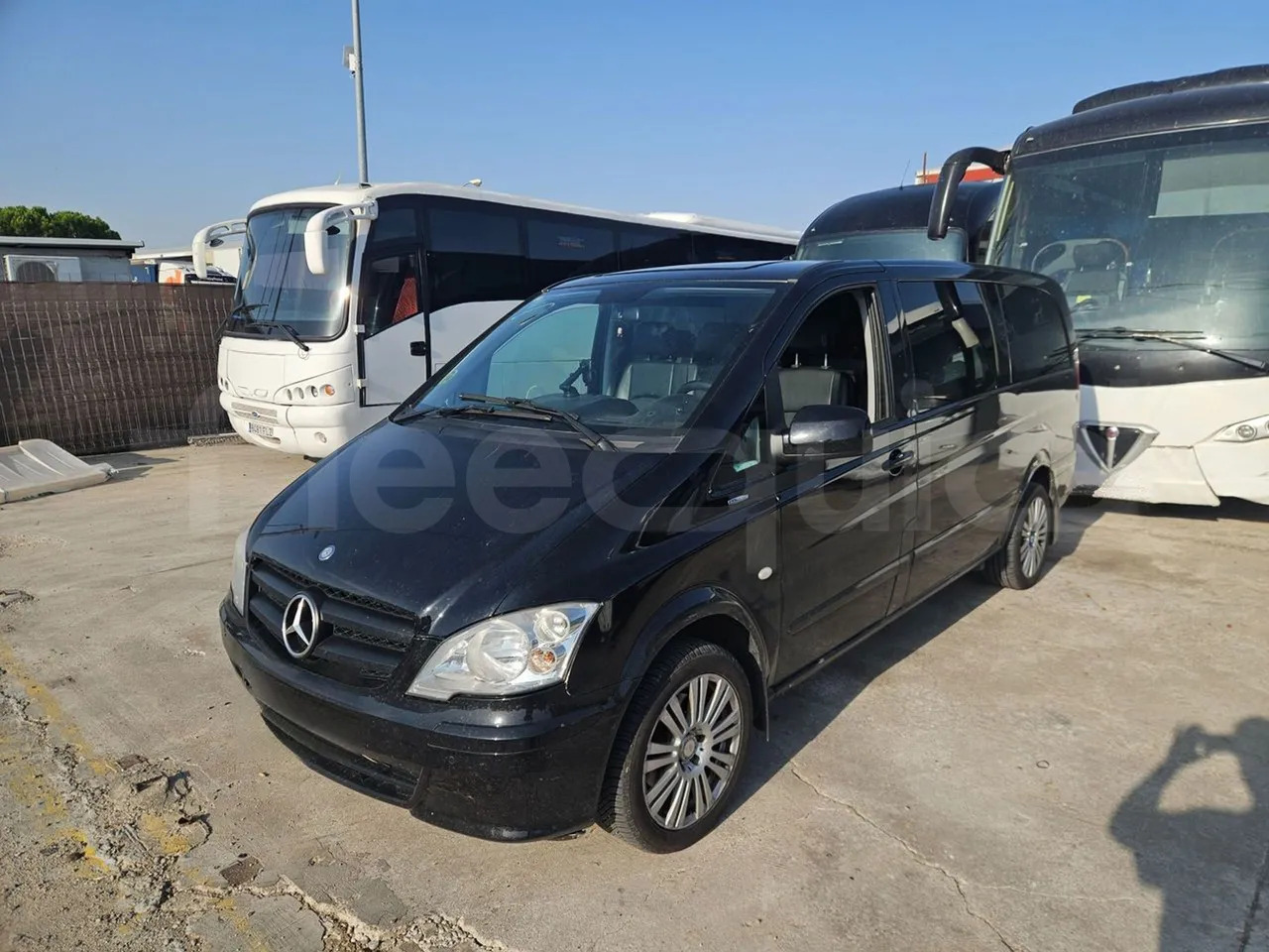 Mercedes-Benz Vito Tourer - Μικρό λεωφορείο, Επιβατικό βαν: φωτογραφία 4 Mercedes-Benz Vito Tourer - Μικρό λεωφορείο, Επιβατικό βαν: φωτογραφία 4