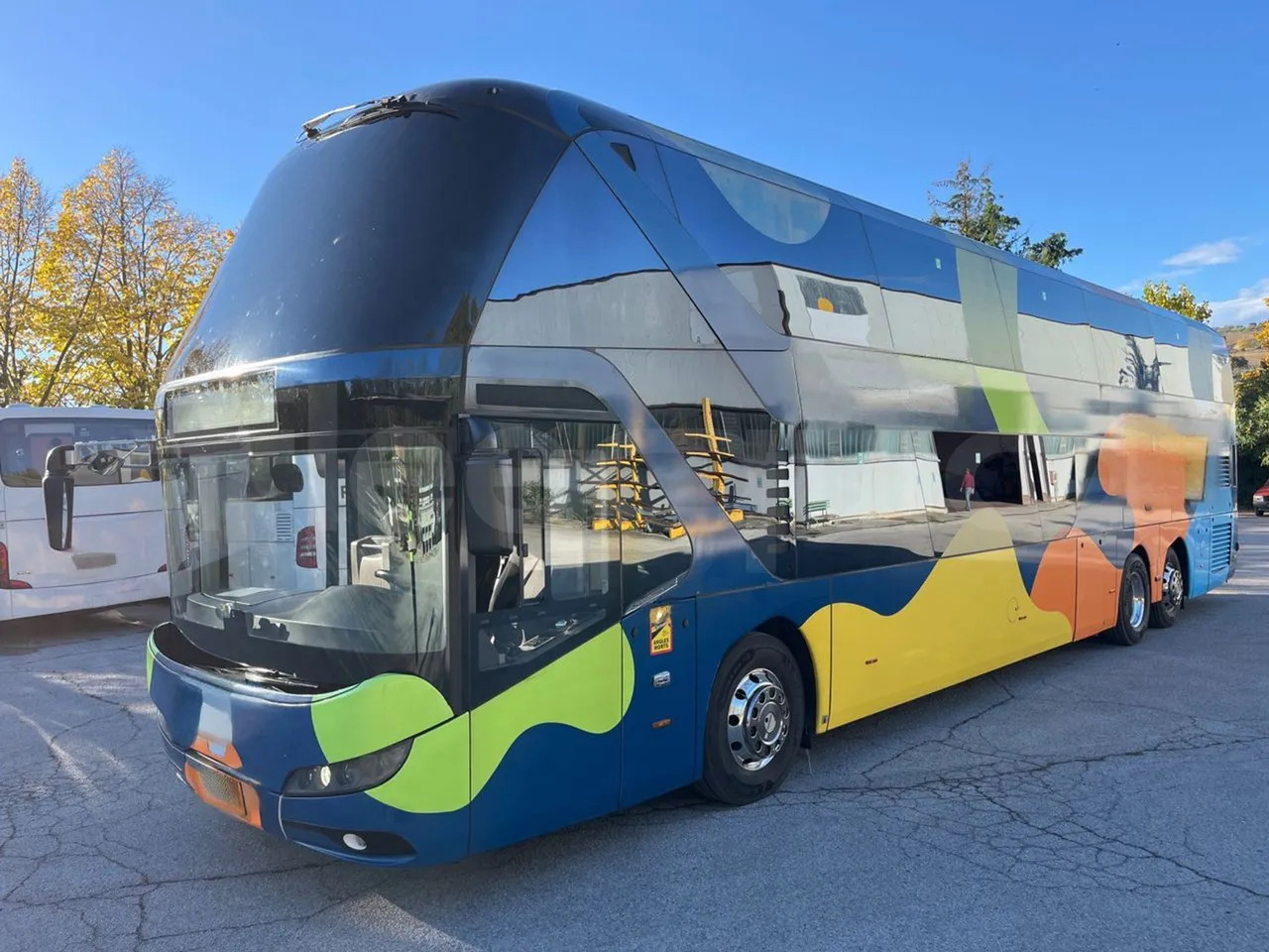 Neoplan Skyliner - Πούλμαν: φωτογραφία 4 Neoplan Skyliner - Πούλμαν: φωτογραφία 4