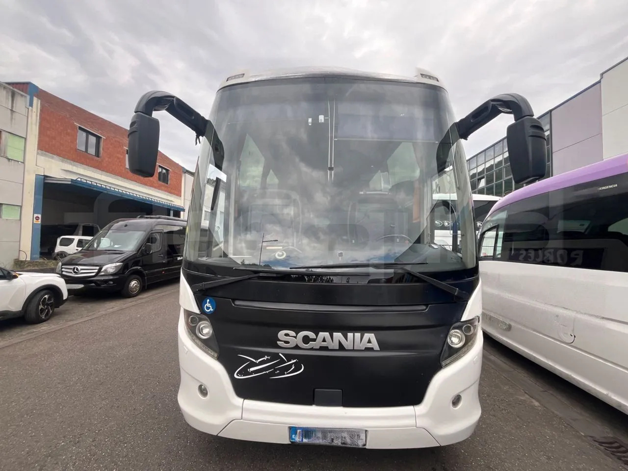 Scania Touring HD - Πούλμαν: φωτογραφία 2 Scania Touring HD - Πούλμαν: φωτογραφία 2