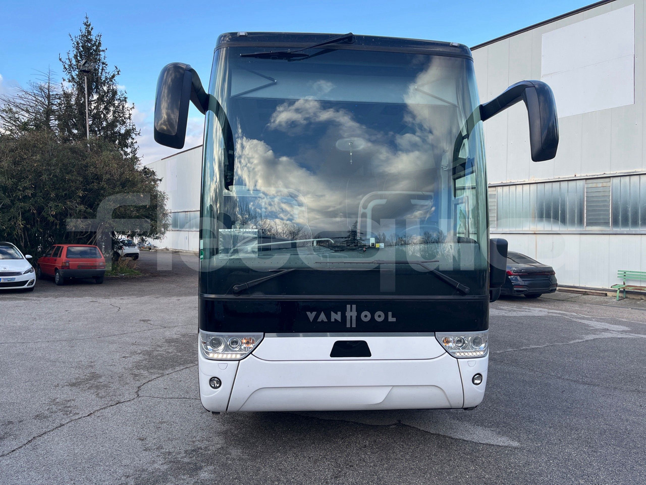 Van Hool Astron - Πούλμαν: φωτογραφία 2 Van Hool Astron - Πούλμαν: φωτογραφία 2