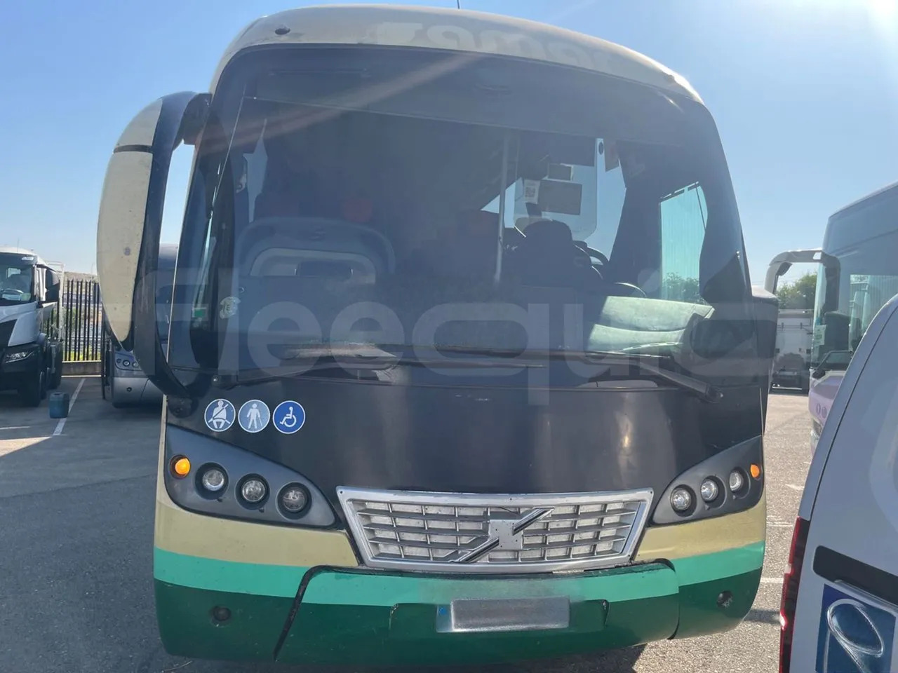 Volvo B12B - Πούλμαν: φωτογραφία 2 Volvo B12B - Πούλμαν: φωτογραφία 2