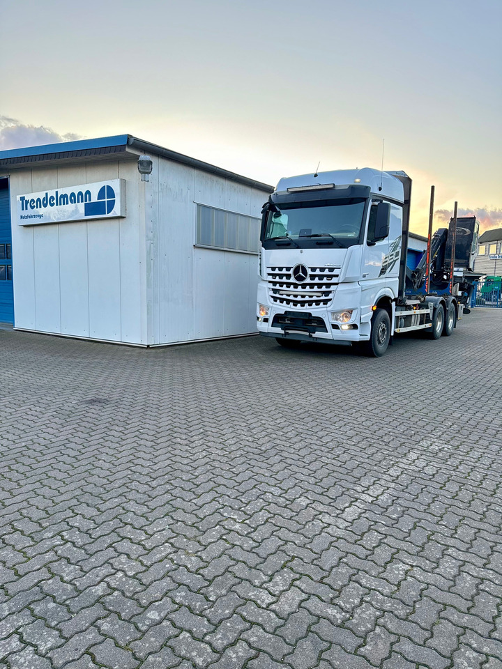 Mercedes Arocs 3358 L 6x4 Radstand 4500 Arocs 3358 L 6x4 Blatt-Luft Gefedert - Φορτηγό ξυλείας: φωτογραφία 3 Mercedes Arocs 3358 L 6x4 Radstand 4500 Arocs 3358 L 6x4 Blatt-Luft Gefedert - Φορτηγό ξυλείας: φωτογραφία 3