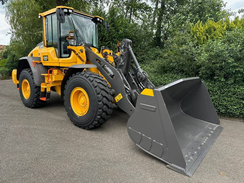 Volvo L 90 H - Ελαστιχοφόρος φορτωτής: φωτογραφία 4 Volvo L 90 H - Ελαστιχοφόρος φορτωτής: φωτογραφία 4