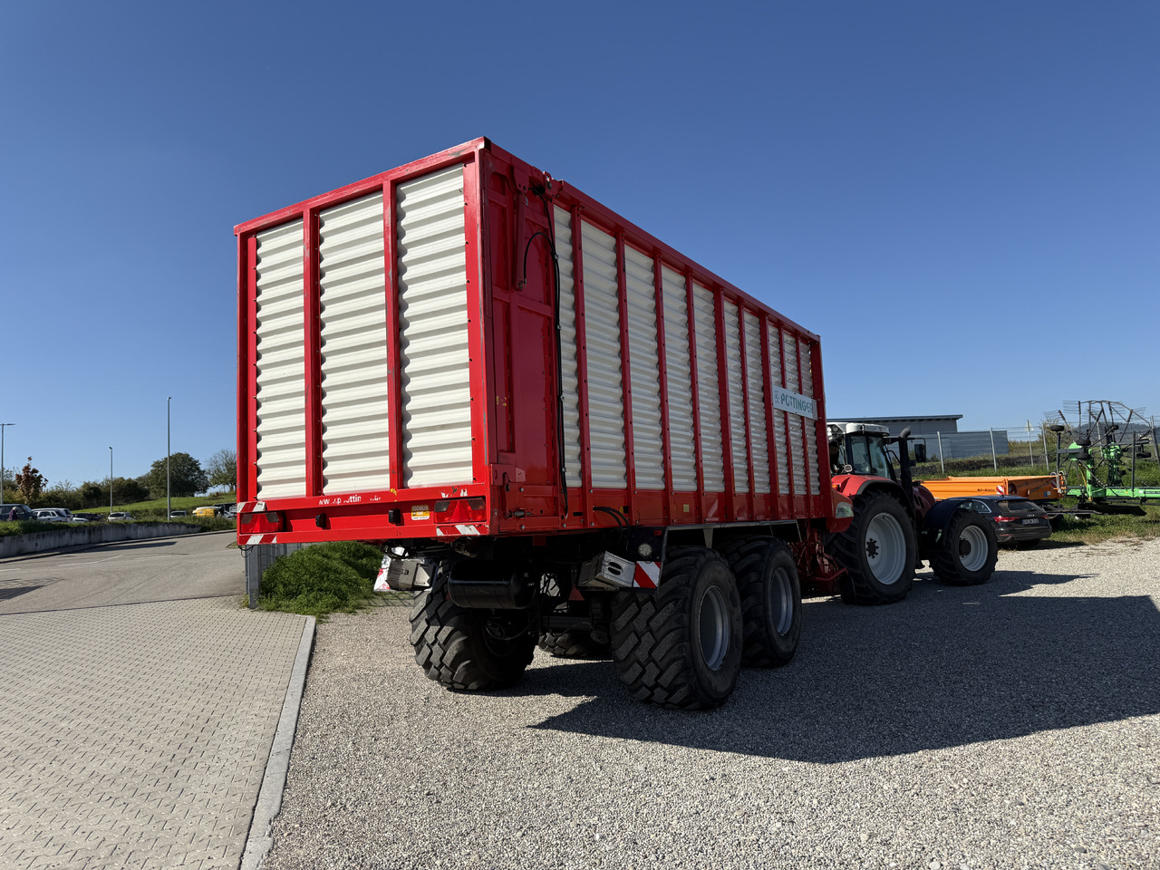 PÖTTINGER Jumbo 6600 L - Θεριζοαλωνιστική μηχανή - κεφαλή ρυμουλκούμενο: φωτογραφία 2 PÖTTINGER Jumbo 6600 L - Θεριζοαλωνιστική μηχανή - κεφαλή ρυμουλκούμενο: φωτογραφία 2