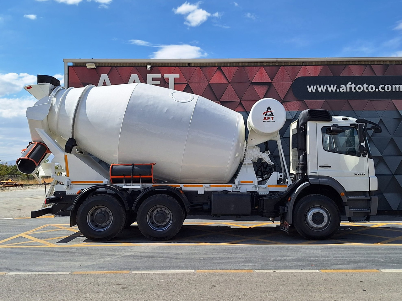 MERCEDES-BENZ AXOR 3028 - Μπετονιέρα φορτηγό: φωτογραφία 4 MERCEDES-BENZ AXOR 3028 - Μπετονιέρα φορτηγό: φωτογραφία 4