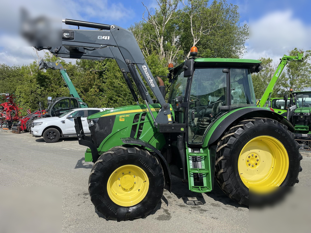 2015 JOHN DEERE 6110RC - Τρακτέρ: φωτογραφία 1 2015 JOHN DEERE 6110RC - Τρακτέρ: φωτογραφία 1