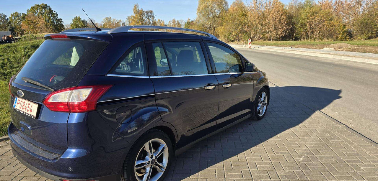 Ford C-MAX - Αυτοκίνητο: φωτογραφία 2 Ford C-MAX - Αυτοκίνητο: φωτογραφία 2