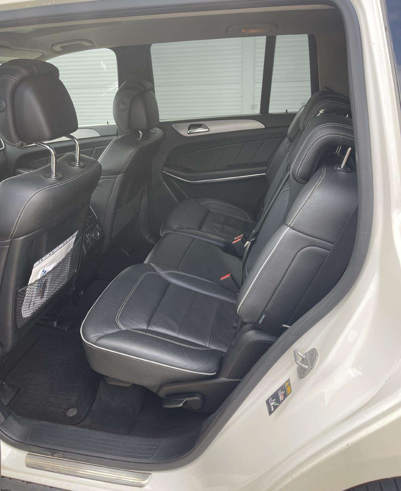 Mercedes-Benz GL350 - SUV: φωτογραφία 5 Mercedes-Benz GL350 - SUV: φωτογραφία 5