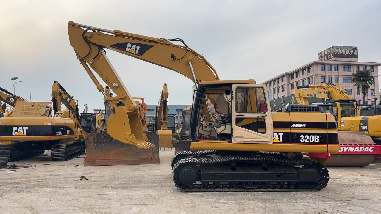 CATERPILLAR 320BL used excavator low price for sale - Ερπυστριοφόρος εκσκαφέας: φωτογραφία 1 CATERPILLAR 320BL used excavator low price for sale - Ερπυστριοφόρος εκσκαφέας: φωτογραφία 1