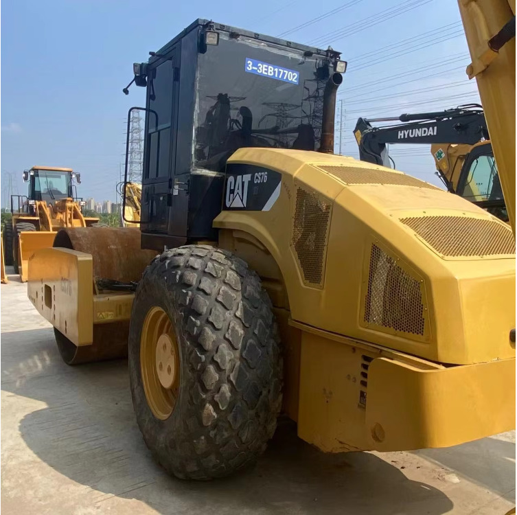 CATERPILLAR CS76 road roller Road construction - Ασφαλτικός οδοστρωτήρας: φωτογραφία 4 CATERPILLAR CS76 road roller Road construction - Ασφαλτικός οδοστρωτήρας: φωτογραφία 4