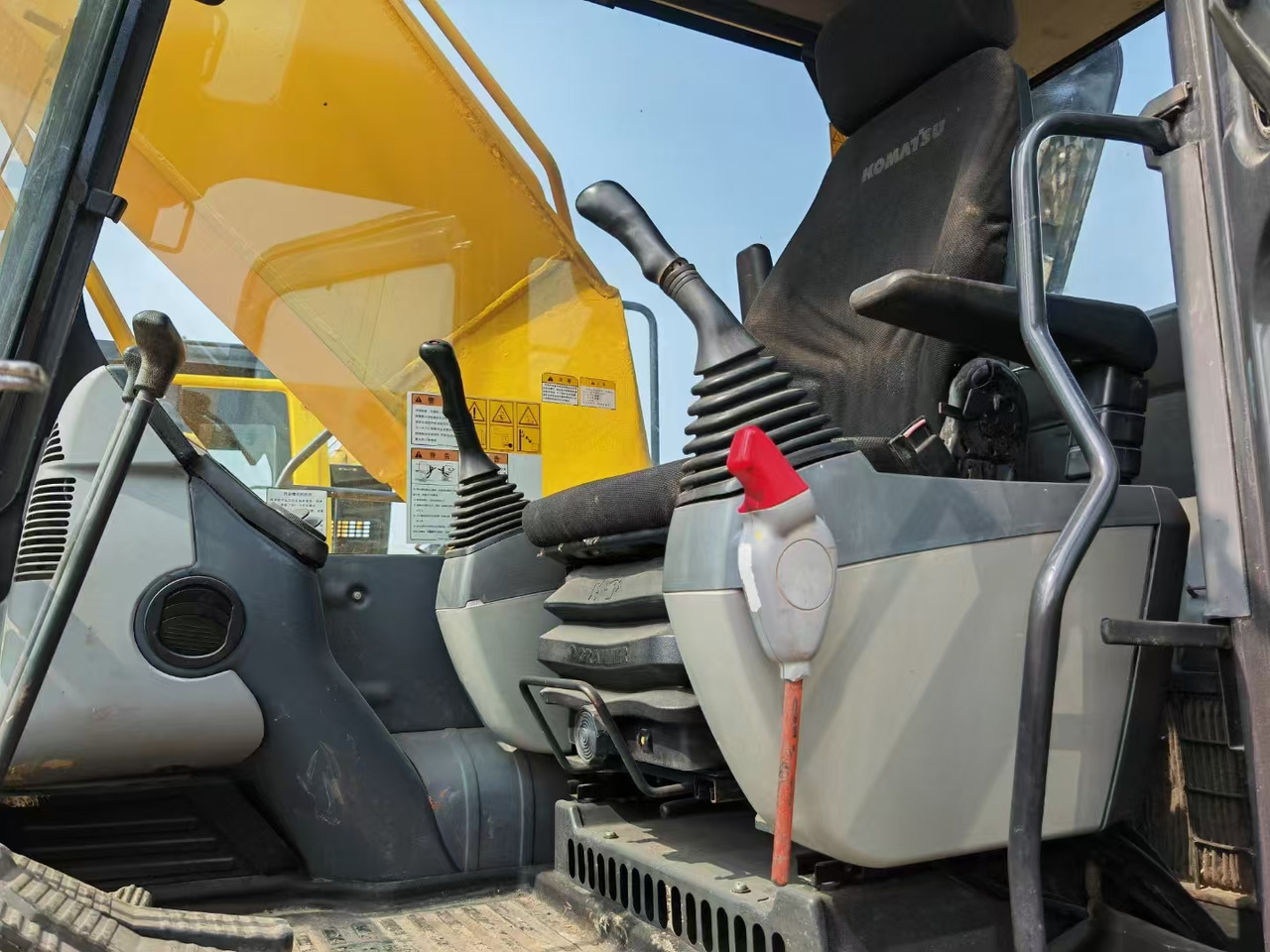 KOMATSU pc210-8 used crawler excavator japan brand hot sale - Ερπυστριοφόρος εκσκαφέας: φωτογραφία 2 KOMATSU pc210-8 used crawler excavator japan brand hot sale - Ερπυστριοφόρος εκσκαφέας: φωτογραφία 2