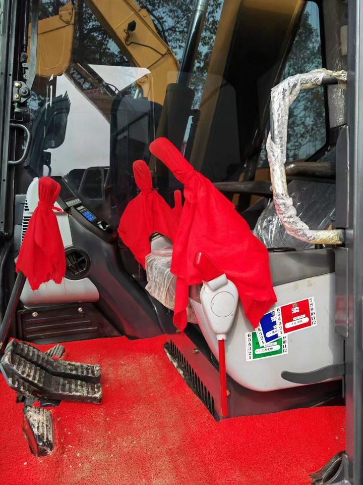 KOMATSU pc70-8 Komatsu mini excavator Japan brand - Μίνι εκσκαφέας: φωτογραφία 4 KOMATSU pc70-8 Komatsu mini excavator Japan brand - Μίνι εκσκαφέας: φωτογραφία 4