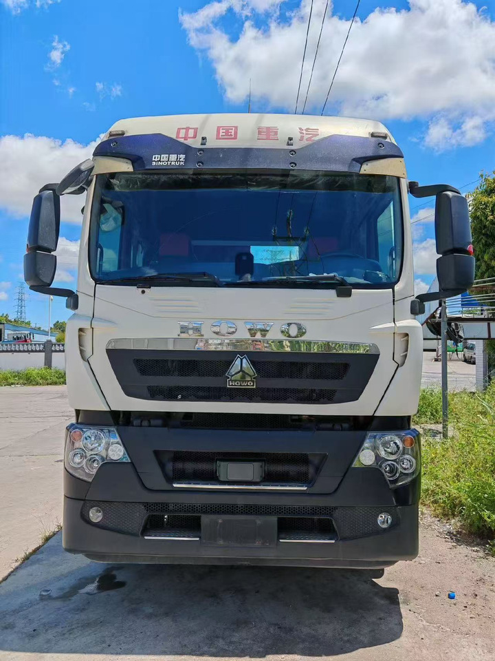 SINOTRUK howo 371,430 ,460 tractor multiple models used and stock new tractors Customizable - Τράκτορας: φωτογραφία 2 SINOTRUK howo 371,430 ,460 tractor multiple models used and stock new tractors Customizable - Τράκτορας: φωτογραφία 2