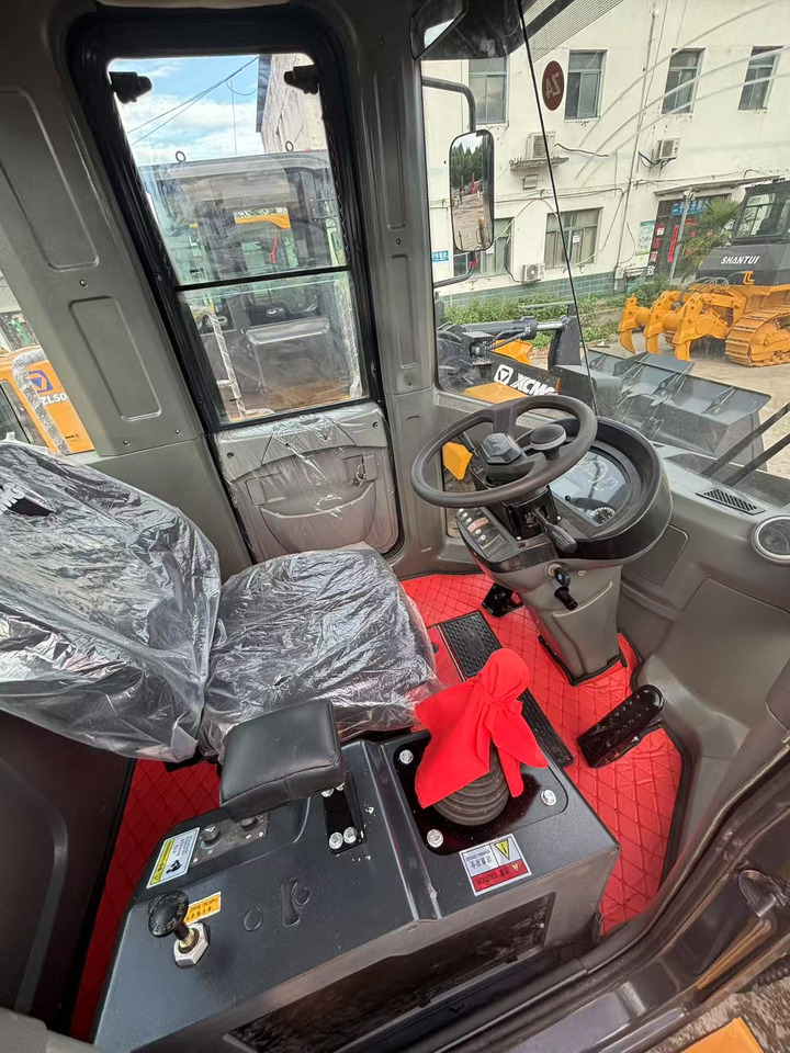 XCMG ZL50GN low hour front loader for sale - Ελαστιχοφόρος φορτωτής: φωτογραφία 4 XCMG ZL50GN low hour front loader for sale - Ελαστιχοφόρος φορτωτής: φωτογραφία 4