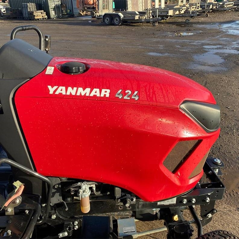 Yanmar SA 424 - Τρακτέρ: φωτογραφία 3 Yanmar SA 424 - Τρακτέρ: φωτογραφία 3