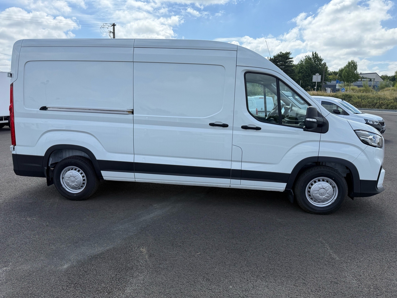 Βαν MAXUS DELIVER9 150CH Diesel: φωτογραφία 7 Βαν MAXUS DELIVER9 150CH Diesel: φωτογραφία 7