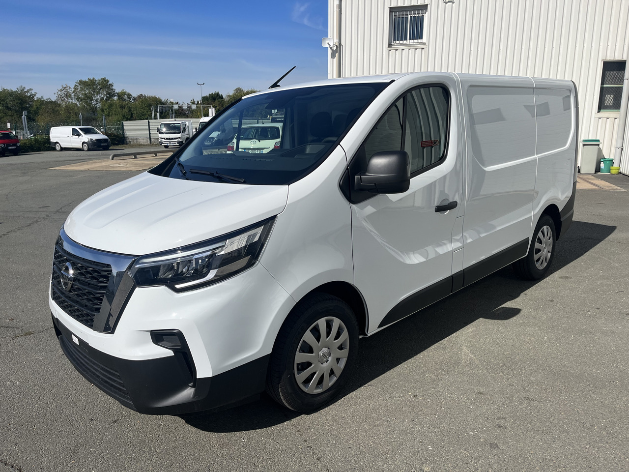 NISSAN Primastar NV300 2.0DCI130 Acenta L1H1 - Βαν: φωτογραφία 2 NISSAN Primastar NV300 2.0DCI130 Acenta L1H1 - Βαν: φωτογραφία 2