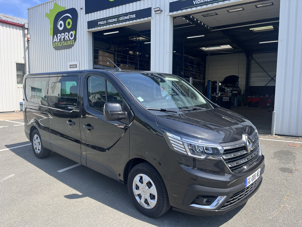 RENAULT TRAFIC 2.0DCI150 L2H1 - Μικρό λεωφορείο, Επιβατικό βαν: φωτογραφία 1 RENAULT TRAFIC 2.0DCI150 L2H1 - Μικρό λεωφορείο, Επιβατικό βαν: φωτογραφία 1