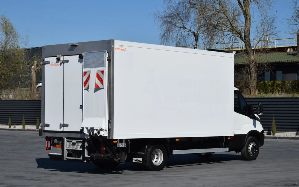 Iveco DAILY 70C18 / 3.0 - 180 KM / AUTOMAT HI-MATIC / 3 OSOBY / CHŁODNIA - MROŹNIA 4,55 M / AGREGAD FRIGOBLOCK / WINDA SORENSEN / KLIMA / TEMPOMAT / KAMERA COFANIA / REGULOWANE ZAWIESZENIE / SERWISOWA - Φορτηγό ψυγείο: φωτογραφία 5 Iveco DAILY 70C18 / 3.0 - 180 KM / AUTOMAT HI-MATIC / 3 OSOBY / CHŁODNIA - MROŹNIA 4,55 M / AGREGAD FRIGOBLOCK / WINDA SORENSEN / KLIMA / TEMPOMAT / KAMERA COFANIA / REGULOWANE ZAWIESZENIE / SERWISOWA - Φορτηγό ψυγείο: φωτογραφία 5
