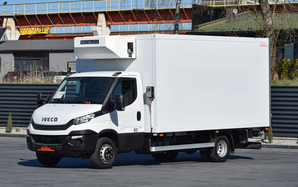 Iveco DAILY 70C18 / 3.0 - 180 KM / AUTOMAT HI-MATIC / 3 OSOBY / CHŁODNIA - MROŹNIA 4,55 M / AGREGAD FRIGOBLOCK / WINDA SORENSEN / KLIMA / TEMPOMAT / KAMERA COFANIA / REGULOWANE ZAWIESZENIE / SERWISOWA - Φορτηγό ψυγείο: φωτογραφία 1 Iveco DAILY 70C18 / 3.0 - 180 KM / AUTOMAT HI-MATIC / 3 OSOBY / CHŁODNIA - MROŹNIA 4,55 M / AGREGAD FRIGOBLOCK / WINDA SORENSEN / KLIMA / TEMPOMAT / KAMERA COFANIA / REGULOWANE ZAWIESZENIE / SERWISOWA - Φορτηγό ψυγείο: φωτογραφία 1