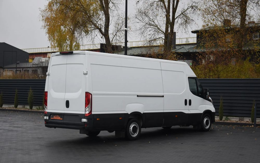 Iveco DAILY MAXI 35S16 / 2.3 - 160 KM / NOWY MODEL / 3 OSOBY / DOSTAWCZE / BLASZAK / KLIMA / CZUJNIKI COFANIA / TRYB CITY-ECO / 2023 / SERWISOWANY / SPROWADZONY Z NIEMIEC - Βαν: φωτογραφία 5 Iveco DAILY MAXI 35S16 / 2.3 - 160 KM / NOWY MODEL / 3 OSOBY / DOSTAWCZE / BLASZAK / KLIMA / CZUJNIKI COFANIA / TRYB CITY-ECO / 2023 / SERWISOWANY / SPROWADZONY Z NIEMIEC - Βαν: φωτογραφία 5