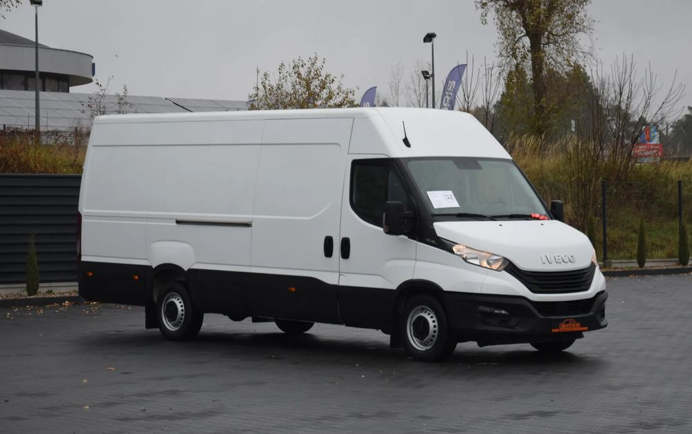 Iveco DAILY MAXI 35S16 / 2.3 - 160 KM / NOWY MODEL / 3 OSOBY / DOSTAWCZE / BLASZAK / KLIMA / CZUJNIKI COFANIA / TRYB CITY-ECO / 2023 / SERWISOWANY / SPROWADZONY Z NIEMIEC - Βαν: φωτογραφία 3 Iveco DAILY MAXI 35S16 / 2.3 - 160 KM / NOWY MODEL / 3 OSOBY / DOSTAWCZE / BLASZAK / KLIMA / CZUJNIKI COFANIA / TRYB CITY-ECO / 2023 / SERWISOWANY / SPROWADZONY Z NIEMIEC - Βαν: φωτογραφία 3