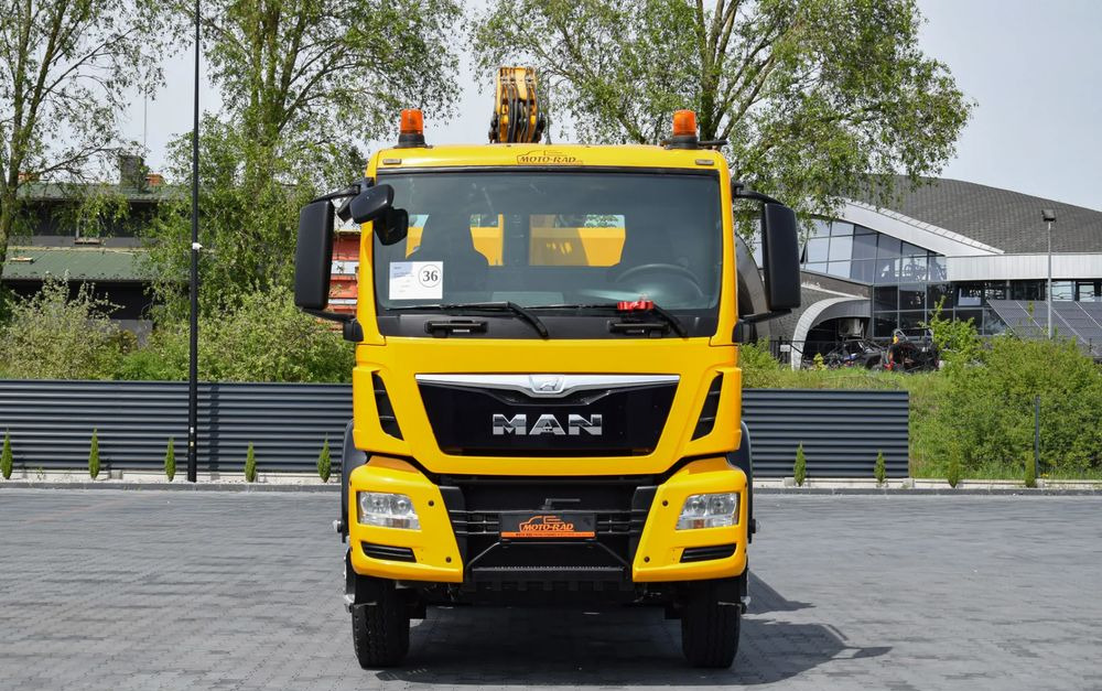 MAN TGS 26.400 / 6x4 / EURO 6 / UDT / HDS FASSI 165 / WYSUW x3 / ROTATOR / CHWYTAK / STEROWANIE RADIOWE / WZMOCNIONA RAMA / WYWROTKA / HYDROBURTA / AUTOMAT / 2017 / NOWE OPONY - 100% / NISKI PRZEBIEG  - Φορτηγό ανατρεπόμενο: φωτογραφία 2 MAN TGS 26.400 / 6x4 / EURO 6 / UDT / HDS FASSI 165 / WYSUW x3 / ROTATOR / CHWYTAK / STEROWANIE RADIOWE / WZMOCNIONA RAMA / WYWROTKA / HYDROBURTA / AUTOMAT / 2017 / NOWE OPONY - 100% / NISKI PRZEBIEG  - Φορτηγό ανατρεπόμενο: φωτογραφία 2