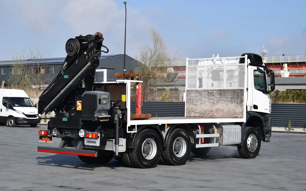 Mercedes-Benz AROCS 2636 / 6x4 / HIAB X-HIPRO 192 E-3 / WYSUW x3 / ROTATOR / STEROWANIE RADIOWE / UDT / PODPORY HYDRAULICZNE / AUTOMAT / KAMERA COFANIA / NISKI PRZEBIEG / SPROWADZONY - Φορτηγό με ανοιχτή καρότσα, Φορτηγό με γερανό: φωτογραφία 5 Mercedes-Benz AROCS 2636 / 6x4 / HIAB X-HIPRO 192 E-3 / WYSUW x3 / ROTATOR / STEROWANIE RADIOWE / UDT / PODPORY HYDRAULICZNE / AUTOMAT / KAMERA COFANIA / NISKI PRZEBIEG / SPROWADZONY - Φορτηγό με ανοιχτή καρότσα, Φορτηγό με γερανό: φωτογραφία 5