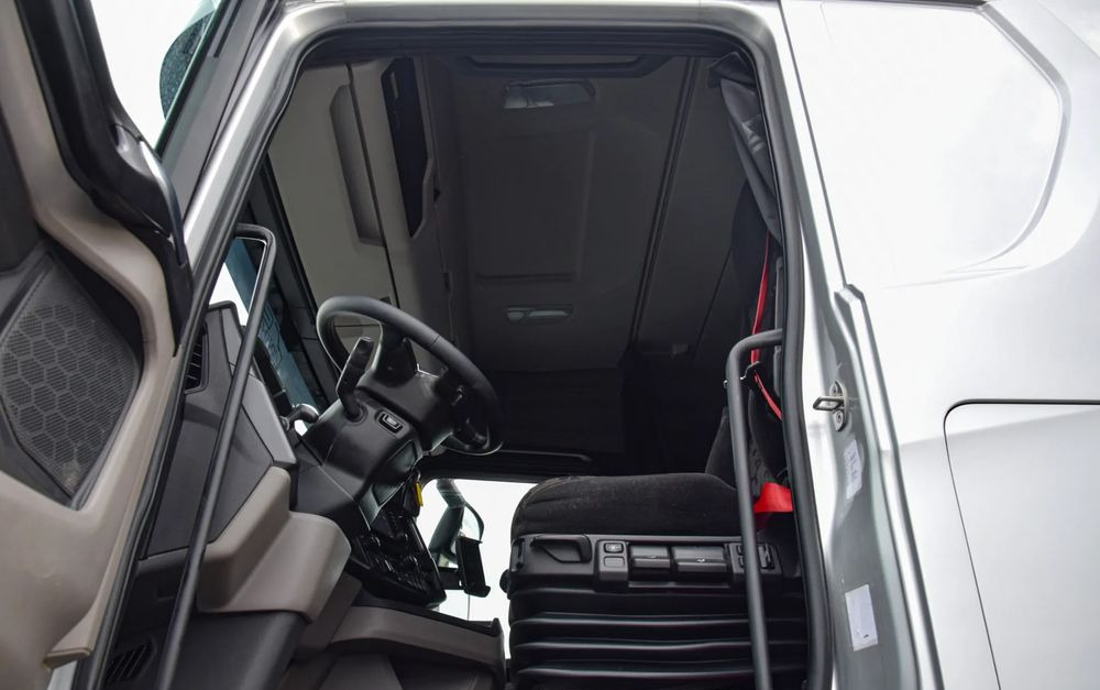 Leasing Scania R450 / HYDRAULIKA / RETARDER / ACC / KLIMA / FULL LEDY / ALUFELGI / SERWISOWANA / SPROWADZONA Scania R450 / HYDRAULIKA / RETARDER / ACC / KLIMA / FULL LEDY / ALUFELGI / SERWISOWANA / SPROWADZONA: φωτογραφία 20 Leasing Scania R450 / HYDRAULIKA / RETARDER / ACC / KLIMA / FULL LEDY / ALUFELGI / SERWISOWANA / SPROWADZONA Scania R450 / HYDRAULIKA / RETARDER / ACC / KLIMA / FULL LEDY / ALUFELGI / SERWISOWANA / SPROWADZONA: φωτογραφία 20