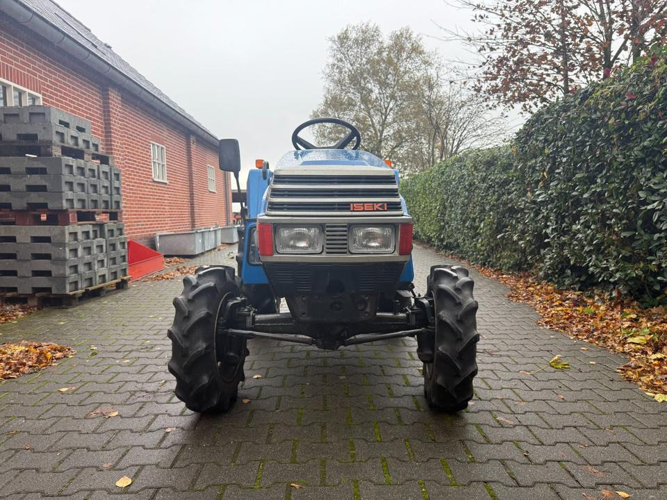 Kleintraktor Iseki TU217 - Τρακτέρ: φωτογραφία 4 Kleintraktor Iseki TU217 - Τρακτέρ: φωτογραφία 4